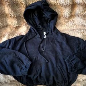 Cropped Blk Half Zip Sweater